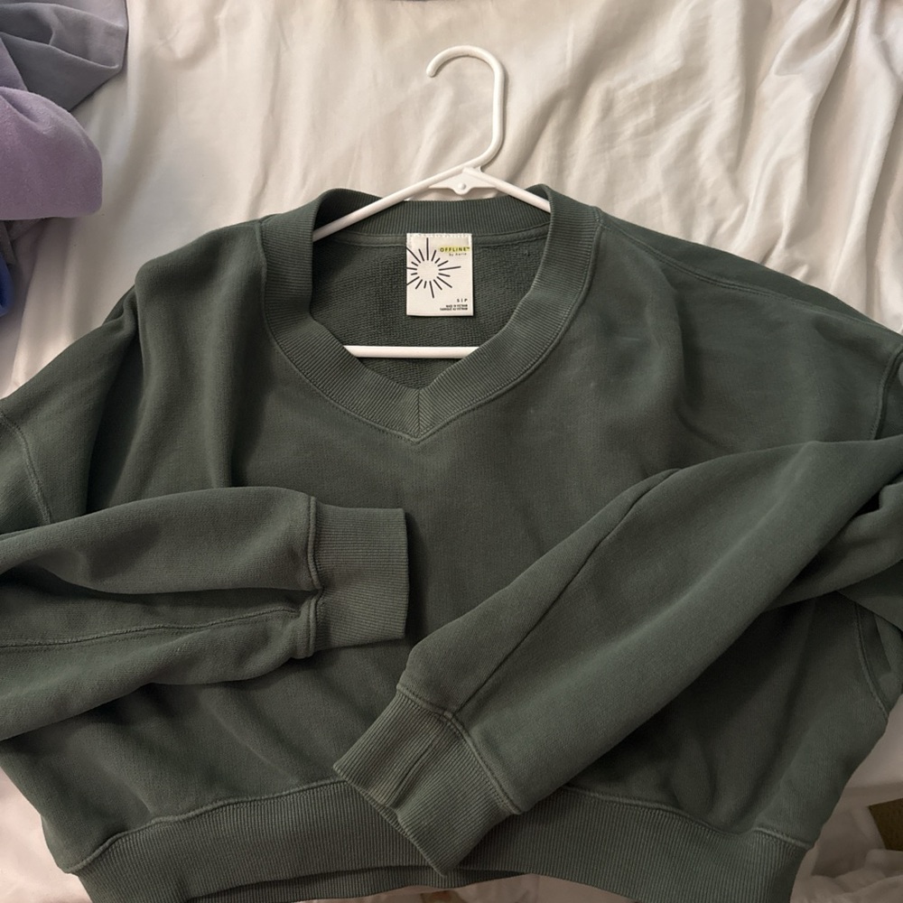 Women's Green Aerie V-Neck Sweater